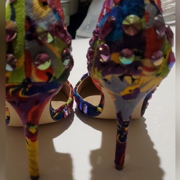 Steve Madden Multicolor Embellished Rhinestones pumps heels sz.7.5 - Picture 13 of 13